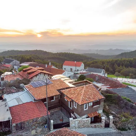 Casinha Do Quadro * Figueiro Dos Vinhos