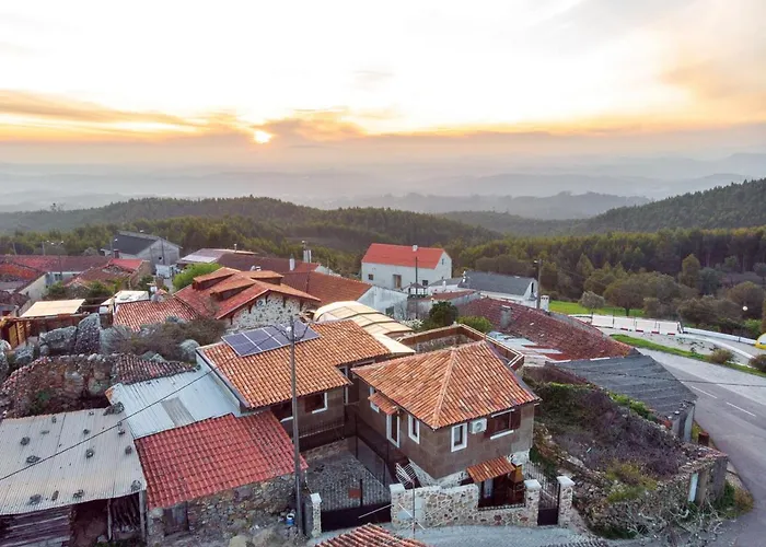 Casinha Do Quadro * フィゲイロー・ドス・ヴィーニョス