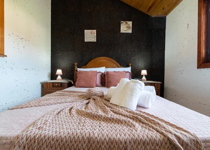 Casinha Do Quadro * フィゲイロー・ドス・ヴィーニョス